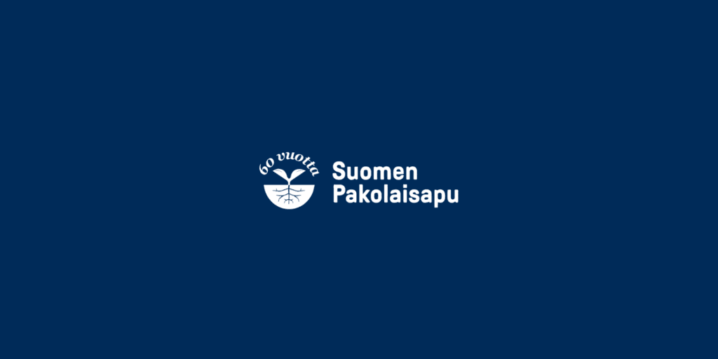 Kuvassa on Pakolaisavun valkoinen juhlavuoden logo, jossa Lukee Suomen Pakolaisapu 60 vuotta. Kuvan tausta on tummansininen